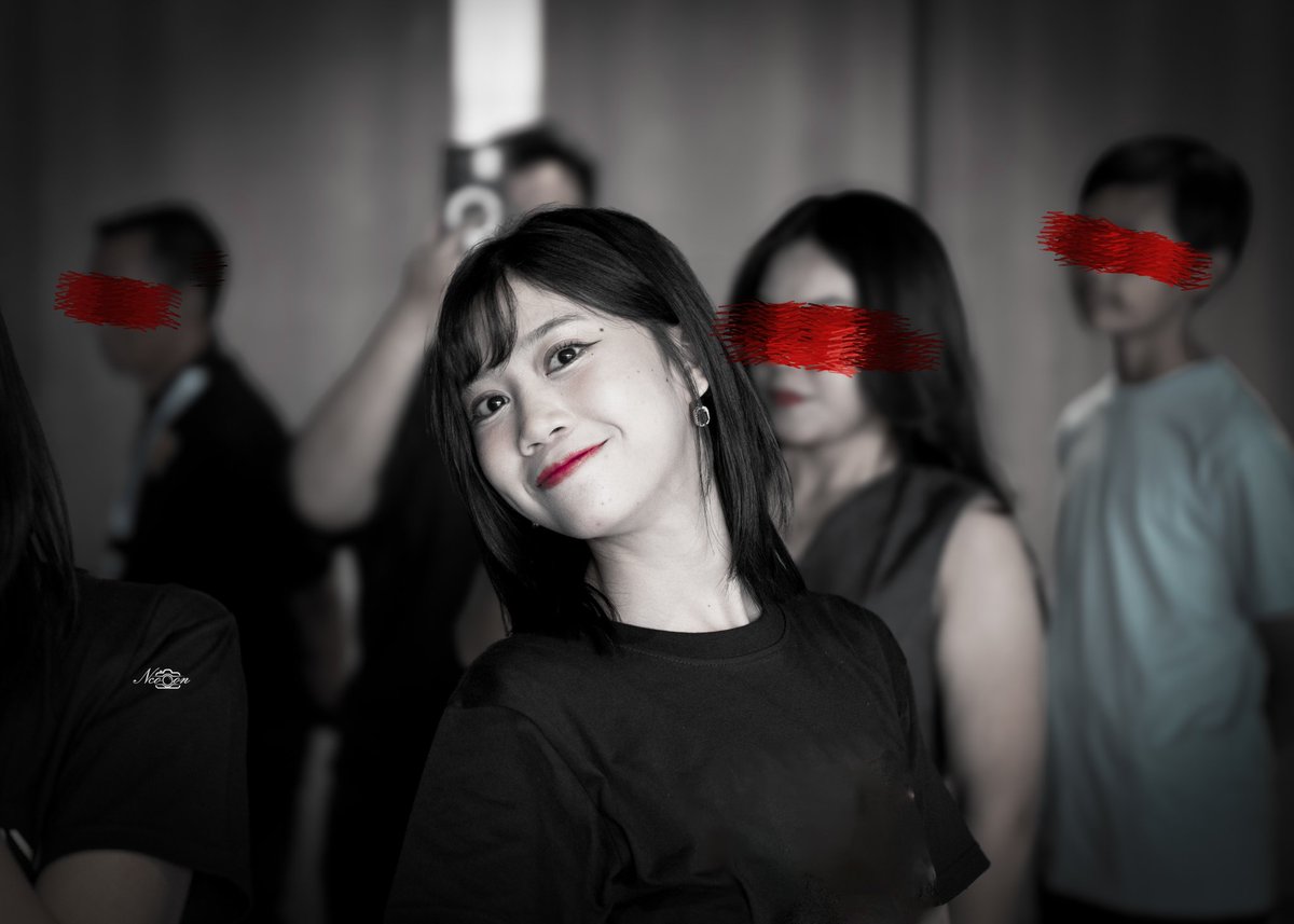nabillyangitu's tweet photo. Her smile remind me of that character in tv show
@A_LuluJKT48 @LunarianID https://t.co/jPWhv72iFl
