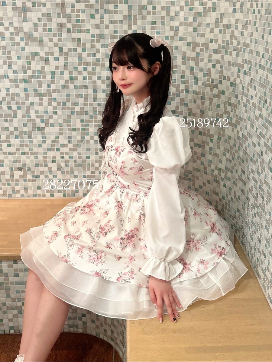 おまとめ☆*。 ♣SERRY♣ページ コーデ売り まとめ売り しまむら新作】yurieさんコラボ／大きいサイズC'est bien vous 4