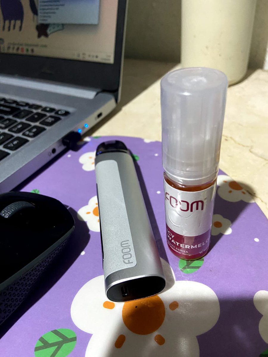 nongkrong bentar setelah kerja tuh bukan foya-foya. itu bentuk self-care versi kita #RitualAnakMuda ya gasih?
