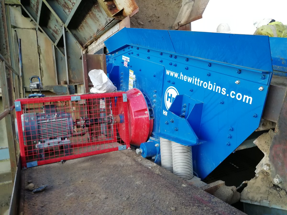 HewittRobinsLtd's tweet image. #HewittRobins #VibratingScreens are engineered for maximum flow, minimal downtime and total efficiency. Trusted worldwide in #mining, #quarrying, #recycling and steel production.

Built to last, designed to retrofit, and supported by 130+ years of expertise.