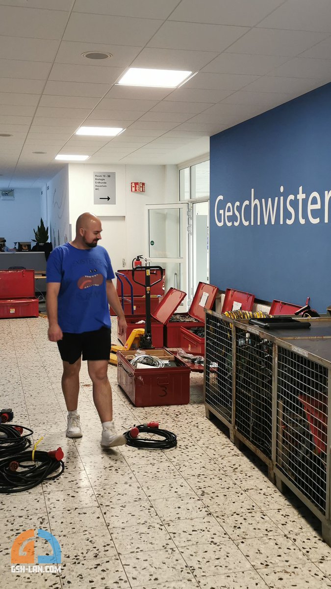 gshlan's tweet image. Aufbau Impressionen #01
#GSH2025 #Aufbau #LANParty