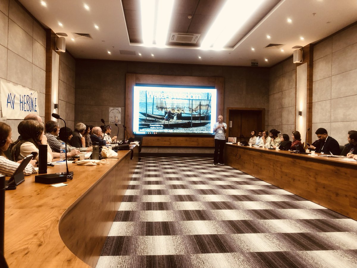 Mezopotamya Su Forumu 6 yıl aradan sonra Amed’de toplandı. Dicle ve Fırat’ın can verdiği topraklarda, barajların-kirletmelerin-kıtlığın olamaması, suyun tüm canlılar için erişilebilir ve özgür olması için halkların ortak ve etkin su mücadelesi için atılacak adımları çoğaltalım🩵