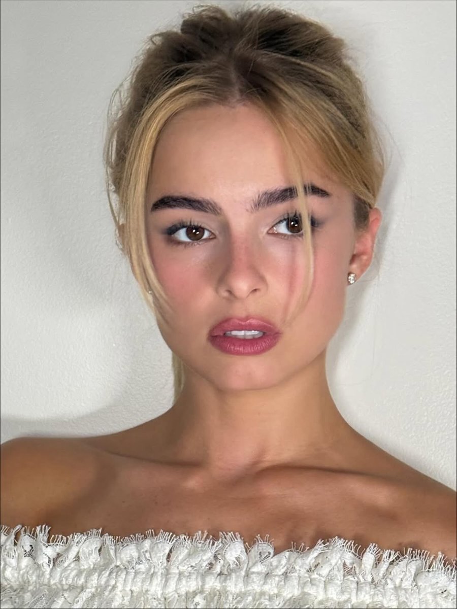 Goddess Addison tweet media