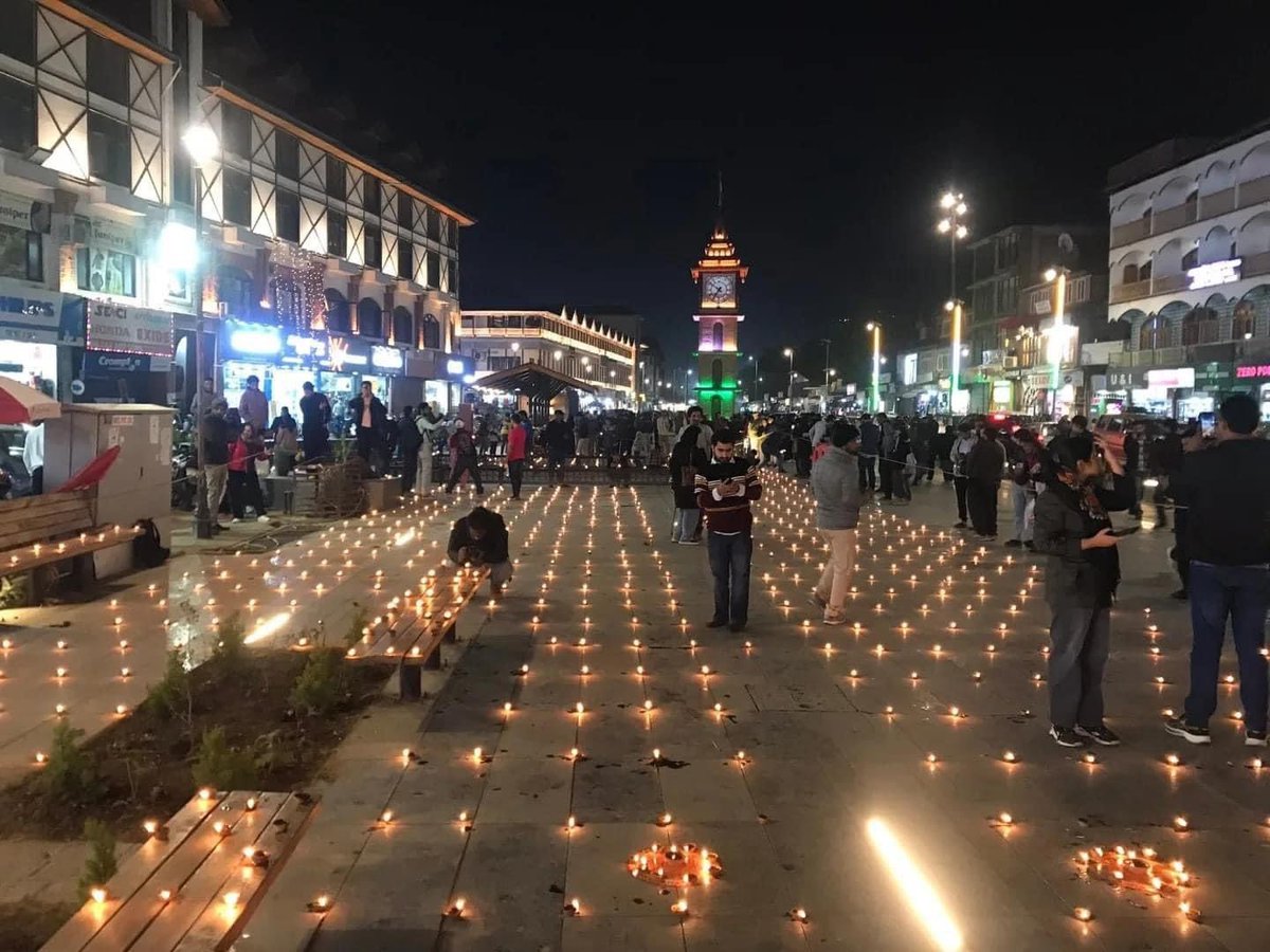 Diwali in Lal Chowk, Srinagar, is pure magic! 

The heart of Kashmir glowing with diyas, families uniting in joy and the spirit of harmony lighting up the night. A beautiful reminder of our shared celebrations and unbreakable bonds. 

Happy Diwali, Kashmir!