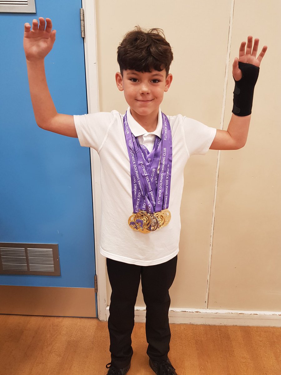 Great to see another pupil excelling in sport outside of school.

Huge congratulations to Razvan who won 6 gold medals and a silver medal at his swimming gala at the weekend. 

Future Olympian in the making.