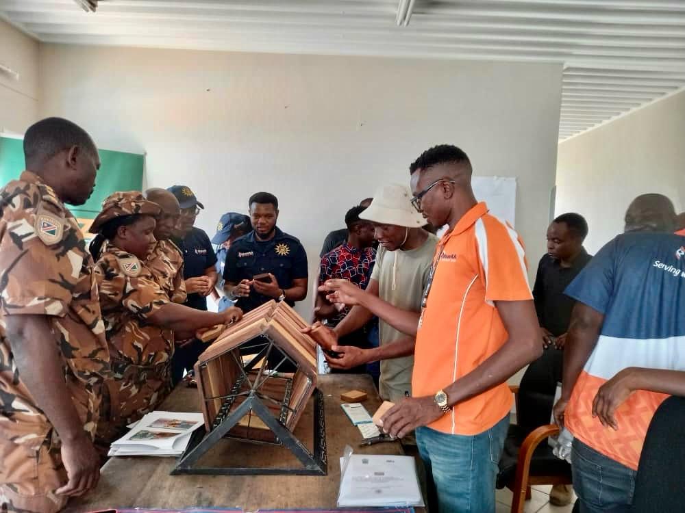 KAZA strengthens border enforcement!
Through stronger collaboration &amp; smarter tools, KAZA and partners are building capacity among border agencies to combat tackling illegal trade, protecting forests, wildlife &amp; the communities that depend on them.
<a href="/Zimparks/">Zimparks</a> <a href="/ZtaUpdates/">Zimbabwe Tourism Authority</a>