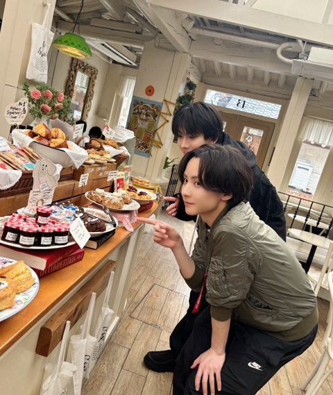 #共旅  佐藤たかみち(<a href="/sato_takamichi/">佐藤たかみち</a>)＆前嶋曜(<a href="/maejima_yoh/">前嶋 曜</a>)DVDお渡し会✨

いよいよ今週末！お渡し会イベントのチケットは好評発売中！
t.livepocket.jp/e/tomotabi3rd

2人だけの秘密？のトークが入った特典DVDが早期予約特典付きで予約受付中！
お渡し会でのチェキ券も販売中📸
tomotabikikaku.stores.jp