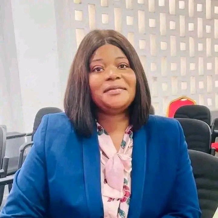fabricetshamal4's tweet photo. Décès de Madame #BONNETTE_Elombe à Kinshasa.💔
C’est avec une grande tristesse que nous annonçons le déc€s, ce matin à Kinshasa, de Madame Elombe, enseignante respectée et aimée de tous, emportée par la maladie.🤧😢
Elle laisse derrière elle le souvenir d’une femme dévouée, passionnée par l’éducation et marquée par son engagement envers ses élèves.
Que son âme repose en paix.
Nos sincères condoléances à sa famille.
Paix à son âme 🕊