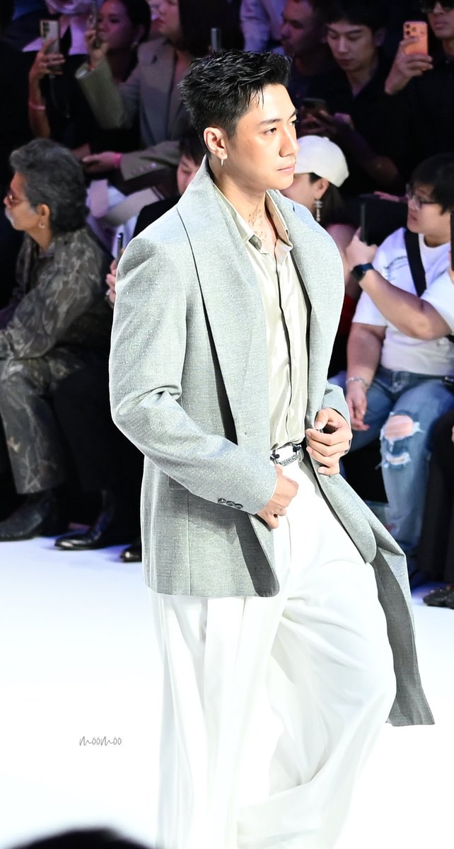 MM_RTJM's tweet image. ได้กลับมาถ่ายรูปแจมอีกครั้ง ก้ยังสนุกเหมือนเดิม 
จะมุมไหน ก้ยัง หล่อ เสมอ 😊

JAM AT SIAM PARAGON

#๒๗FRIDAYxJAM
#SiamParagonBIFW2025xJam
#แจมรชตะ #JamRachata