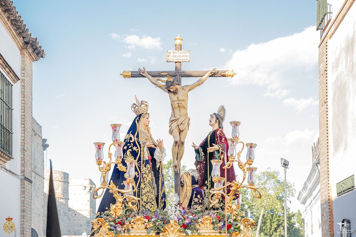 ✝️ Este sábado salida extraordinaria de la <a href="/HLosEstudiantes/">Hermandad Sacramental de los Estudiantes</a> de Sanlúcar de Barrameda por su LXXV aniversario. Acompañarán la AM Santa María Magdalena de Arahal y la BCT de las Cigarreras. #Estudiantes #75Aniversario