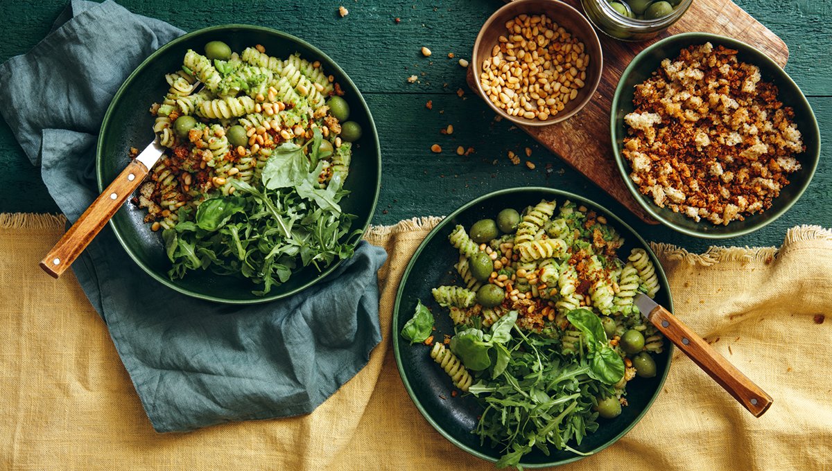 BrockEatHealthy's tweet image. Meatless Monday is good for your health, wallet, &amp;amp; the planet. 🌍 Meat production drives nearly 30% of greenhouse gases &amp;amp; often costs more than produce. Going plant-based  weekly is a start. Learn more in #ROOT: monkeylink.co/ebc604

#BrockEatHealthy #MeatlessMonday #OntheRise