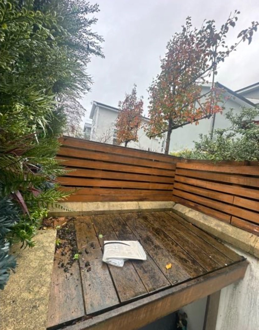 Bought <a href="/timkeyperson/">Tim Key</a>'s book, L.A. baby.
Amazon threw it in next doors' garden
No worries, I'll stick it on the radiator when I get home 
What's left of it, anyway