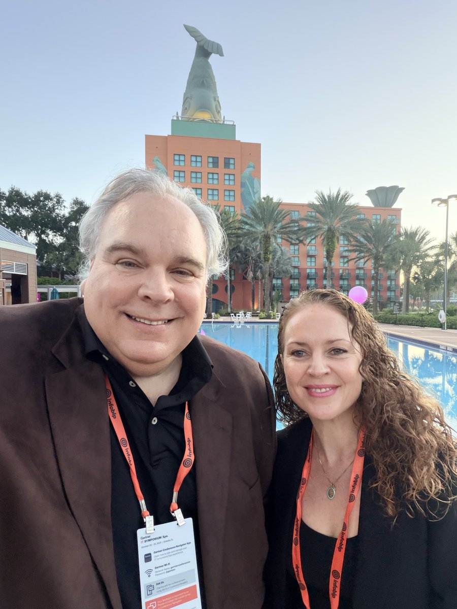 EvanKirstel's tweet image. We’re spending the day at the Gartner Symposum and Expo exploring how technology and leadership drive real change!
Now it’s time to see innovation in action.
Tonight, @TMobileBusiness honors customers using advanced connectivity to turn ideas into impact at innovate25
T-Mobile…