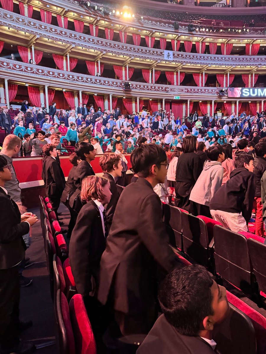 On Fri 17 Oct, our Japanese &amp; Kendo students attended the UK Grand Sumo Tournament—its first since 1991! They explored sumo traditions, tried training, &amp; watched elite rikishi up close. A trip to remember! Huge thanks to staff for making it happen! 💪🌀