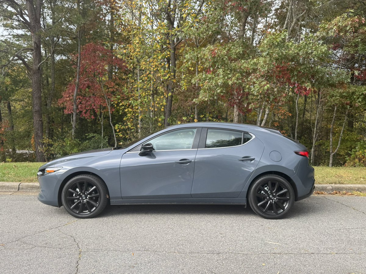 Today my tiny Mazda3 is getting traded for a Ford Expedition. Goodbye smol SUV, it’s time for a tank