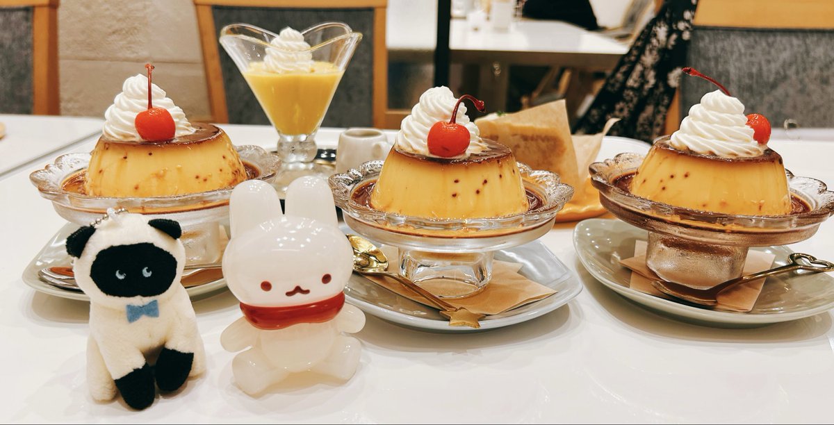 作家のお友達とマイクロマガジン社さまのプリン会にお伺いさせていただきました🍮

以前リラックマのポップアップ絵本でご一緒させていただいたのですが、とても真摯な気持ちで本当に優しく並走してくださいました。編集部のみなさま、このご恩忘れませんといつも思っております😭✨