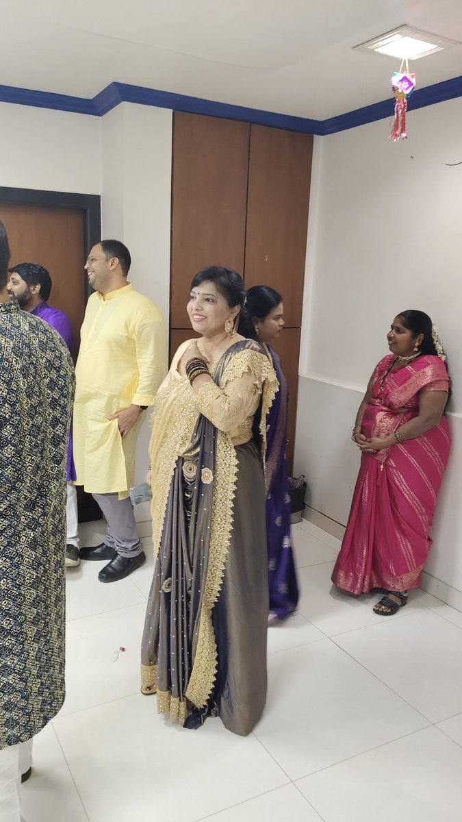 escan_tweet's tweet image. ✨🎉 Diwali at eScan was truly a celebration to remember! 🎊✨

Our workplace lit up with vibrant colors, laughter, and joy as we came together to celebrate the Festival of Lights. 

#eScan #DiwaliCelebration #FestivalOfLights #TeamSpirit #WorkplaceCelebration #TogetherWeShine