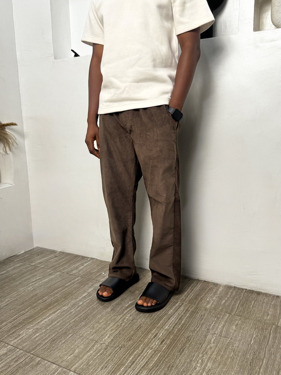 Intellectual_OT's tweet image. Corduroy pant

🏷️ 15k each for all sizes 

Kindly Rt 🫶🏼