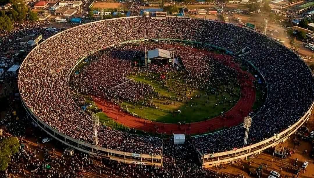 Now do you realize you hated Raila for no reason at all? Kenya has lost. Kenya cannot recover this. #MashujaaDay, #LIVMUN Sufuna, ithookwe Stadium