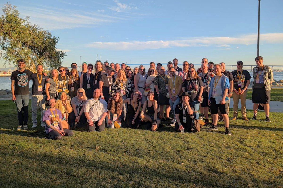 #TwitchCon is over and it's hard to say goodbye. It was lovely seeing old friends, making new friends, and missing friends who couldn't make it.

The next TwitchCon can't come soon enough.