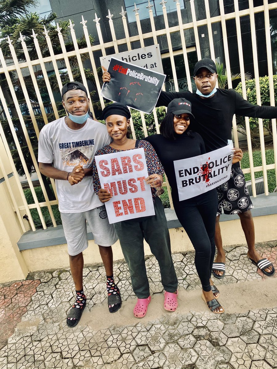 KlasickTheHost's tweet image. At the Endsars protest ground before the horrible massacre happened on the 20th of October, 2020 by the Nigerian Military Government 🇳🇬
We lost too many lives and it hurts really bad. We still seek Justice for the lives that have been lost until today after 5 years.
#EndSARS
