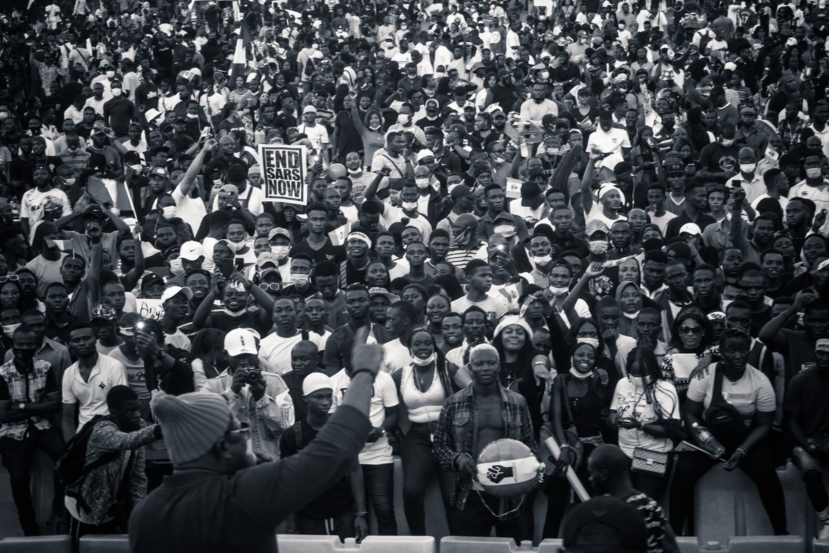 Donray__'s tweet image. 20.10.20
This time 5 years ago, we remember a moment of history when a generation stood up and echoed in one voice #EndSARS #endpolicebrutality
But the Nigerian government had another plan, to end the peaceful protest in massacre.
To the fallen heroes, God rest your souls.🕊