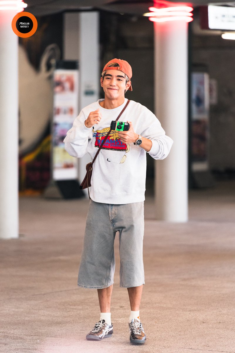 fanclubnation's tweet image. พี่ช่างภาพกับสถานที่แห่งความทรงจำ 💚💖
#28StagesToFindPIDE
#PIDEmonthapoom