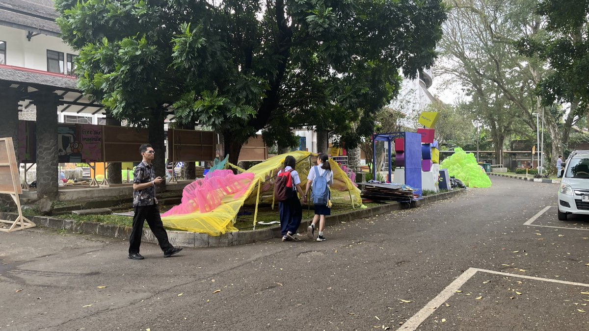 Pasar Seni ITB tweet media