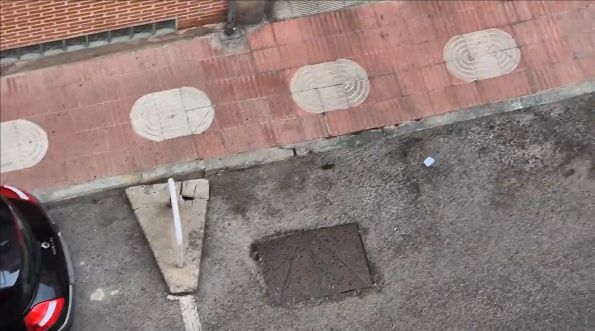 🔴⚪️ Vecinos denuncian la presencia de ratas en el centro de San Sebastián de los Reyes

➡️ Un vecino asegura que los roedores son visibles "todas las mañanas" y relaciona su presencia con el estado de suciedad de las calles

🔗diariodesanse.com/2025/10/20/vec…