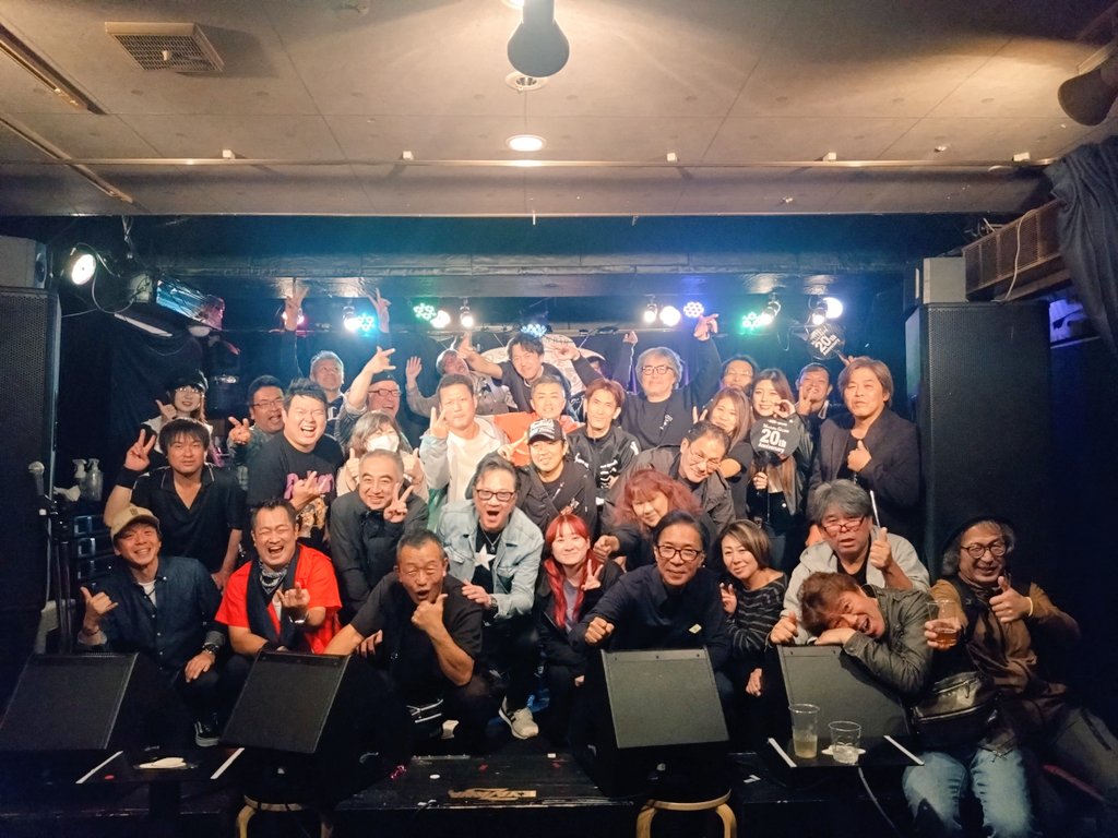 mikakunin_okb's tweet image. 初顔には歓迎を
先輩には尊敬を
後輩には期待を
馴染みの顔には愛を

ここGLOBEがこれからもたくさんの方に愛される場所であります様に。

2025/10/18
全10組、46人出演。
20周年スペシャルライブ。
大盛況にて閉幕。