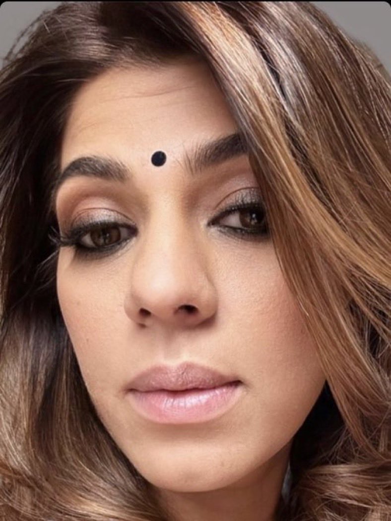 Pooja02Nov's tweet image. Happy Diwali to one and all! 🪔❤️🤗