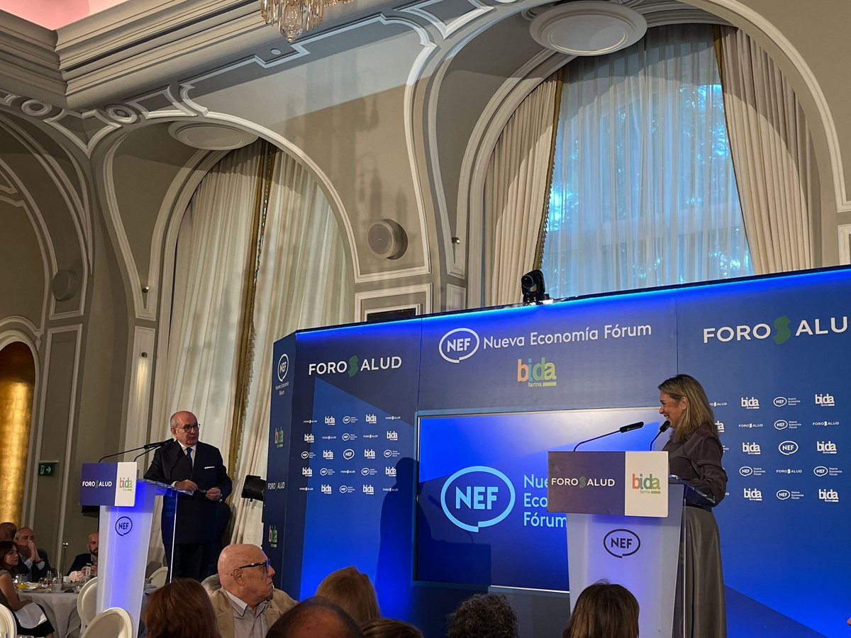 🔚 Finaliza la intervención de nuestra presidenta, <a href="/CarinaEscManero/">Carina Escobar Manero</a>, en el Foro Salud de <a href="/NewEconomyForum/">New Economy Forum</a>

👤El acto ha contado también con el secretario de estado de <a href="/sanidadgob/">Ministerio de Sanidad</a>, <a href="/javierpadillab/">Javier Padilla</a>

👋Gracias por seguirlo con nosotros

📺Vuelve a verlo👇
youtube.com/watch?v=ZNlrgm…