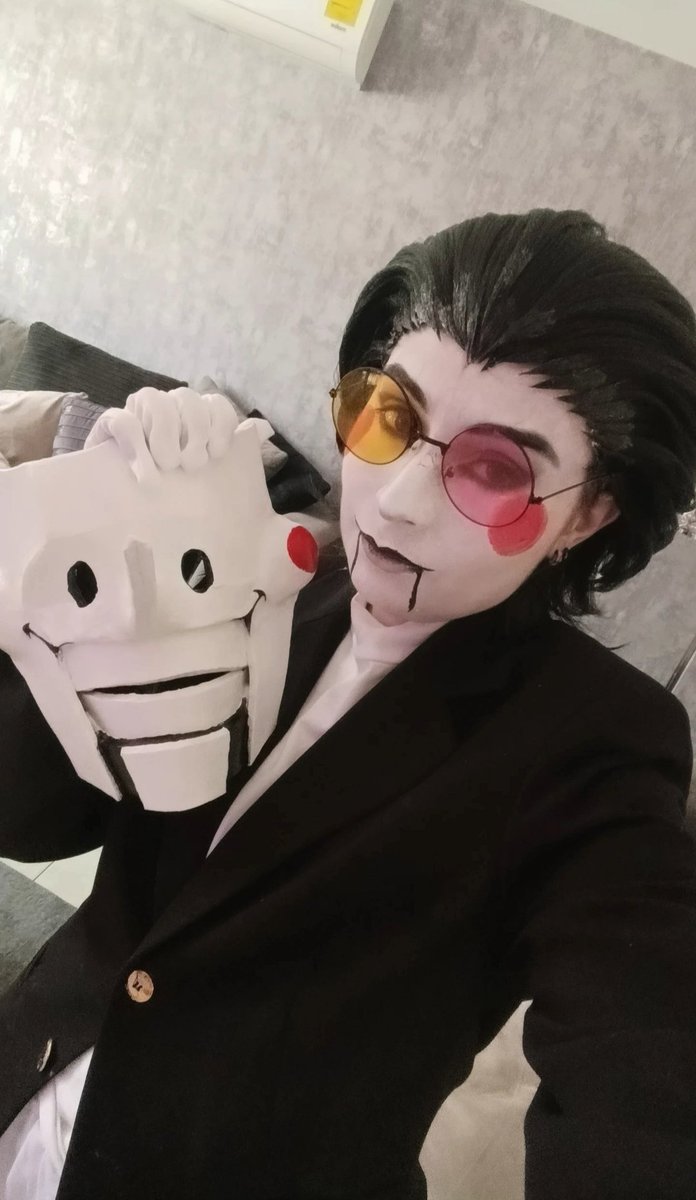 Spamton cosplay