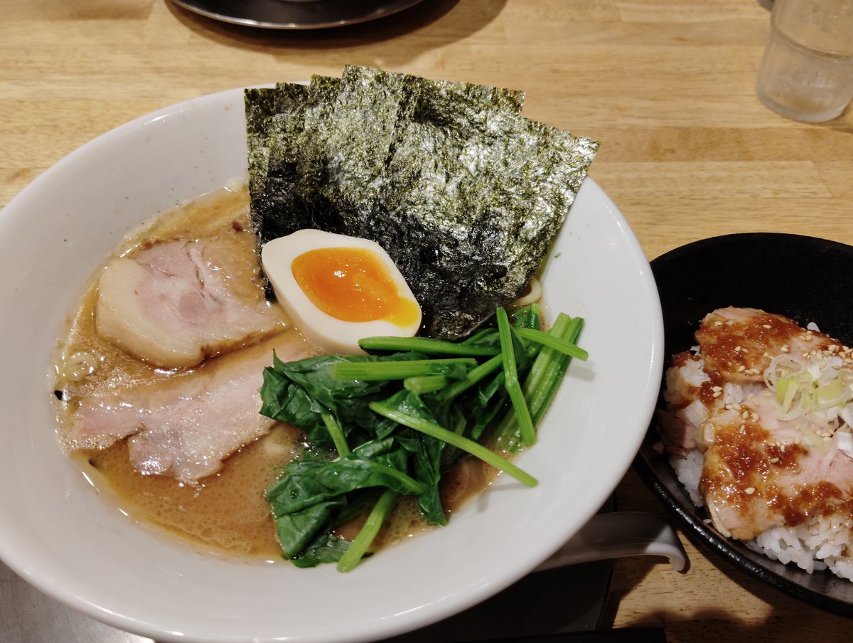 ラーメン食べた｡⁠◕⁠‿⁠◕⁠｡