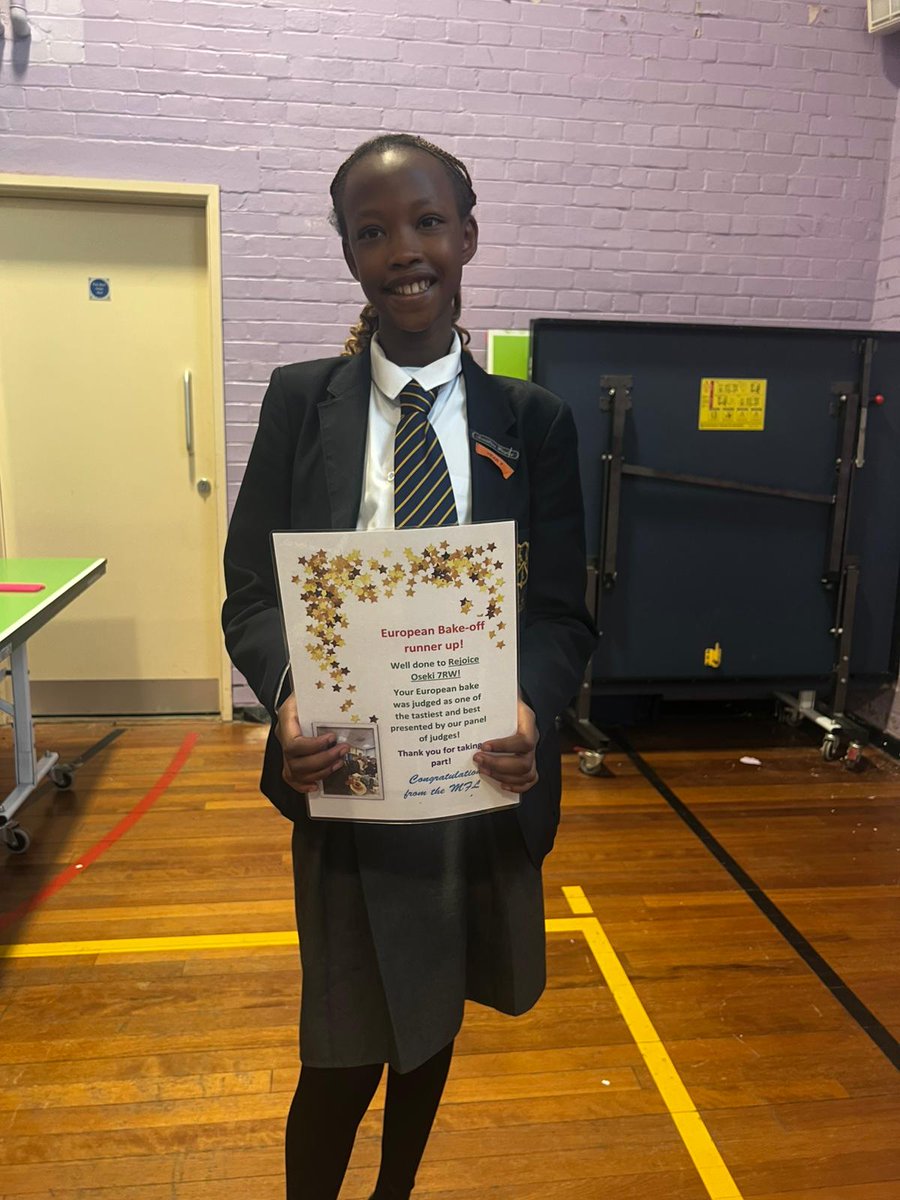BCOldham's tweet image. 🎉 Huge congratulations to our European Week of Languages Champions: Lucas, Ava, Ted, Henry, Rejoice &amp;amp; Ayaan! 🌍🏆

From mastering new phrases to baking brilliance, you’ve shown how languages connect us all. 👏

#ProudToBeBlue #CelebratingSuccess