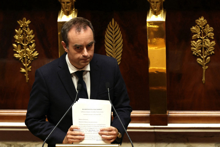finneko_prgrm's tweet image. 🚨 L’approche budgétaire actuelle menée par la France va clairement dans le mauvais sens, surtout en voyant le budget 2026 !
🇫🇷 Face à un déficit public massif et une dette qui dépasse 115% du PIB, le gouvernement choisit de serrer la vis fiscale sur les ménages : fin des aides…