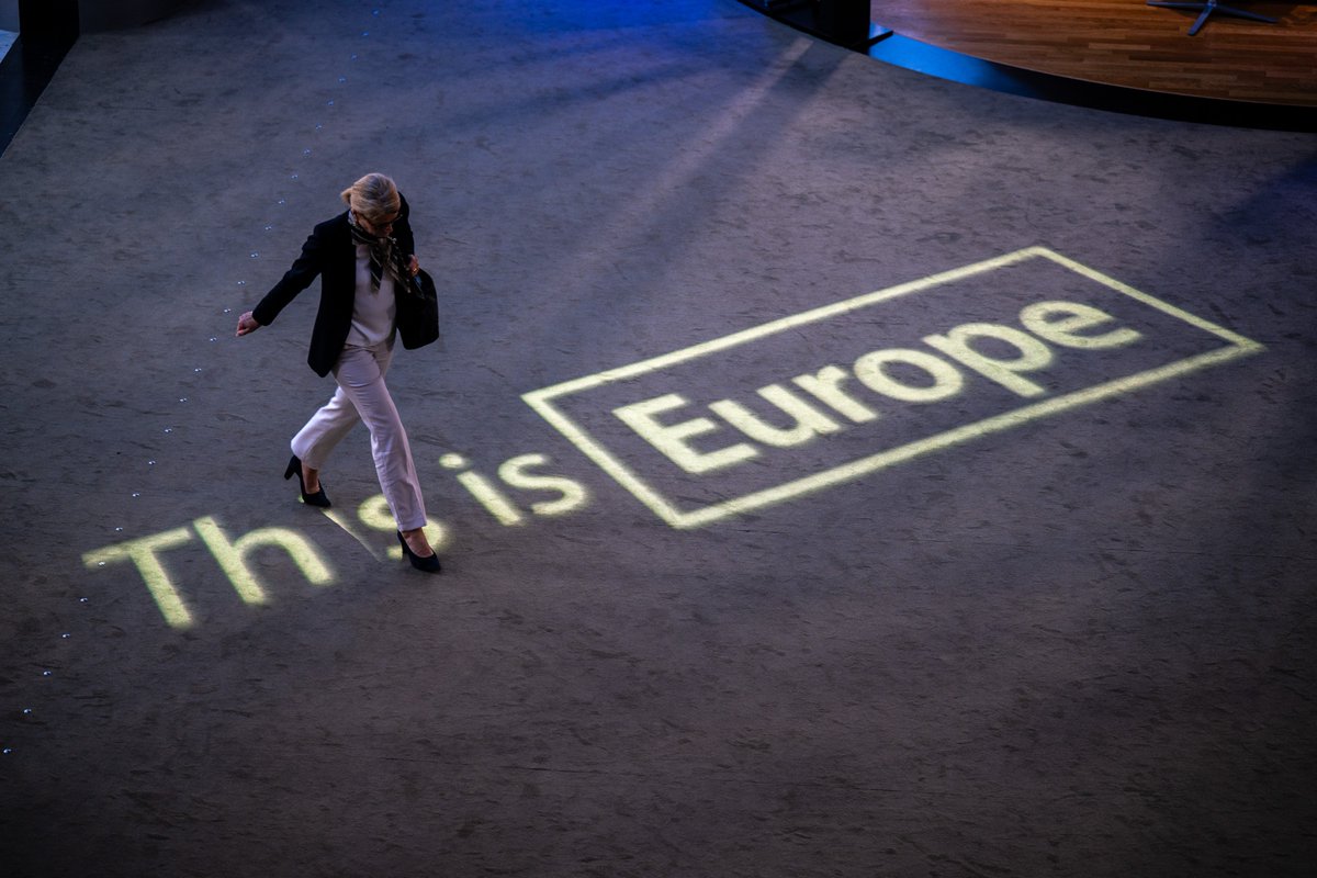 📢 Tjedna najava aktivnosti u Europskom parlamentu. 📢

Izdvajamo:
✅ Konferencija "Ulaganje u održivi rast Hrvatske" (Zagreb);
✅ #PlenarnaEP;
✅ Objava dobitnika nagrade Saharov i nagrade za novinarstvo Daphne Caruana Galizia za 2025.

Više:
👇
link.europa.eu/MPw76h