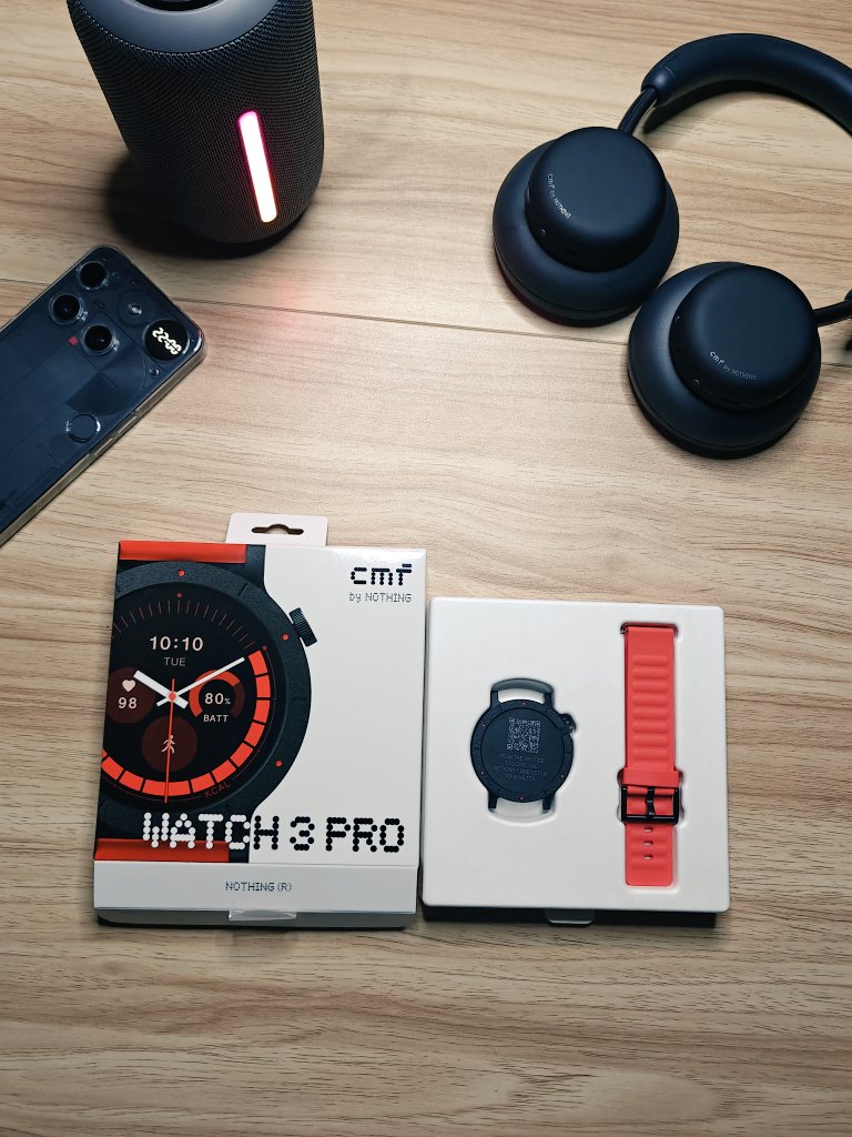 Rajeevprpr's tweet image. Initial impressions 
@cmfbynothing Watch 3 Pro  (@nothing )
#CommunityReview
#cmfwatch3pro
• Positive Refinements: Smoother software experience
• Design &amp;amp; Build: Premium feel with a stylish, large, round metal frame, though some find the size too big.