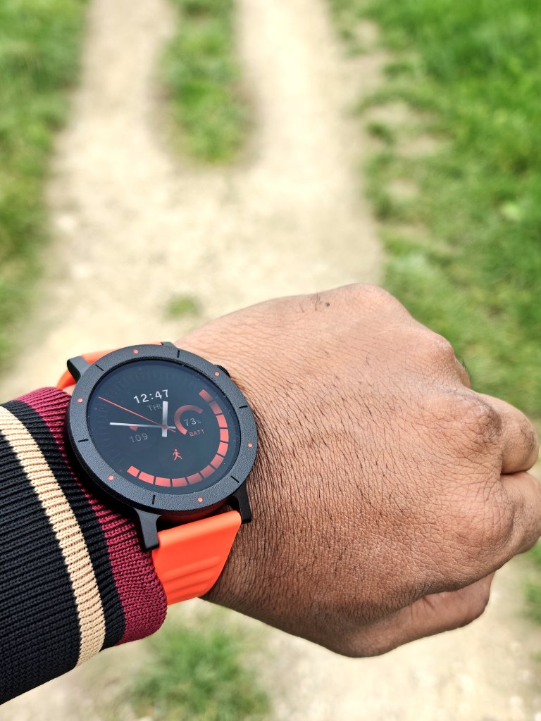 Rajeevprpr's tweet image. Initial impressions 
@cmfbynothing Watch 3 Pro  (@nothing )
#CommunityReview
#cmfwatch3pro
• Positive Refinements: Smoother software experience
• Design &amp;amp; Build: Premium feel with a stylish, large, round metal frame, though some find the size too big.