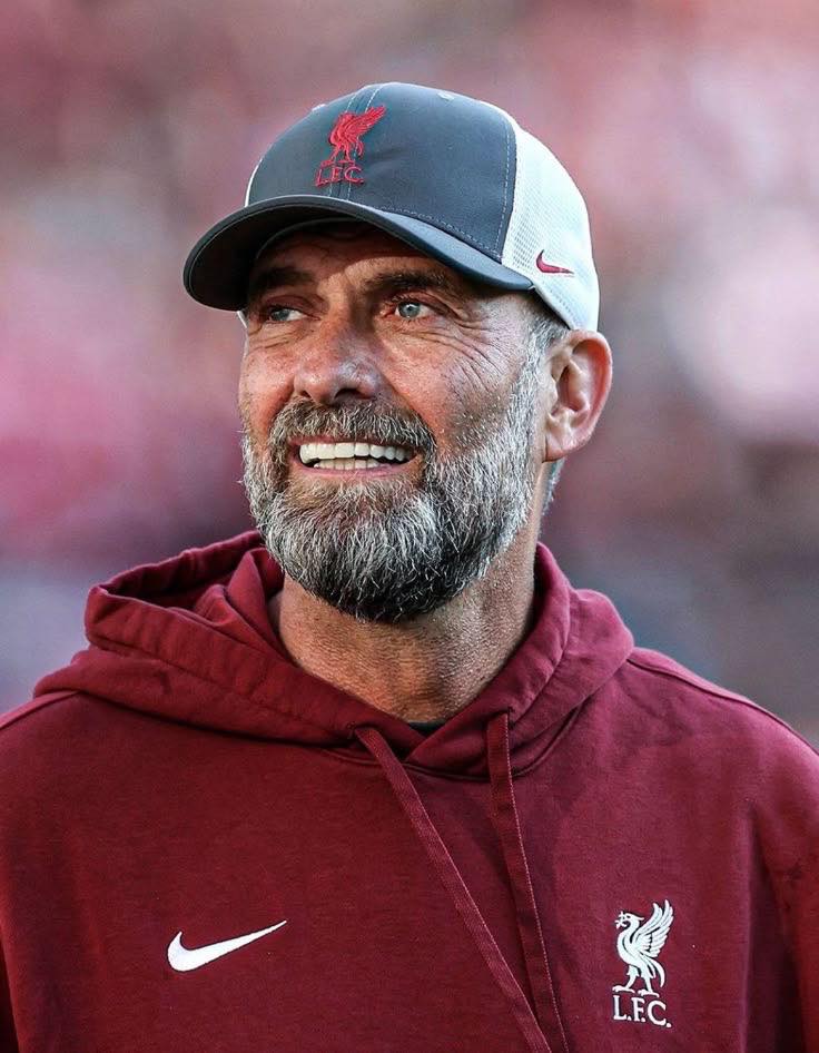 TouchlineX's tweet image. • Why didn't you take the Manchester United job?
🚨🗣️ 𝗡𝗘𝗪: Klopp: "Because I was told things in the meetings that I didn't like: 'We get all the players you want... we get him, and him, and him..' "And I was sitting there like... yea, this is not my type of project."
"I…
