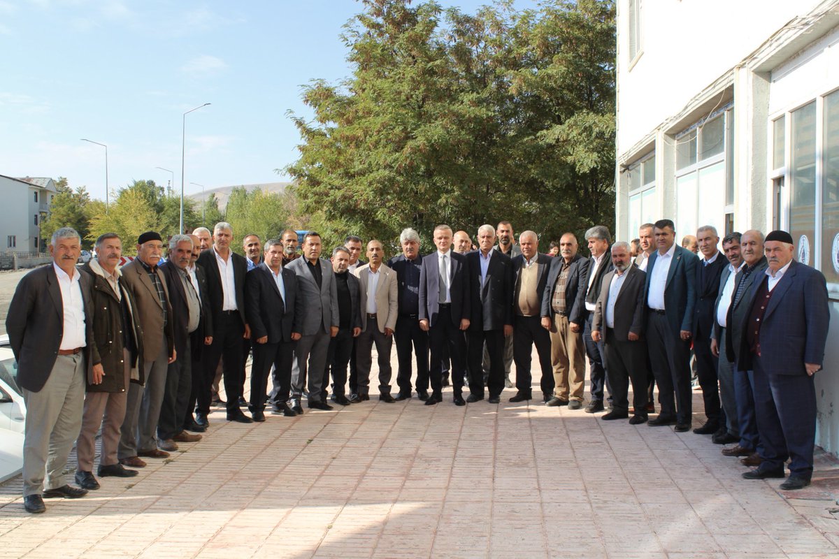 📌19 Ekim Muhtarlar Günü ilçemizde düzenlenen törenle kutlandı.

facebook.com/share/p/1CjNou…