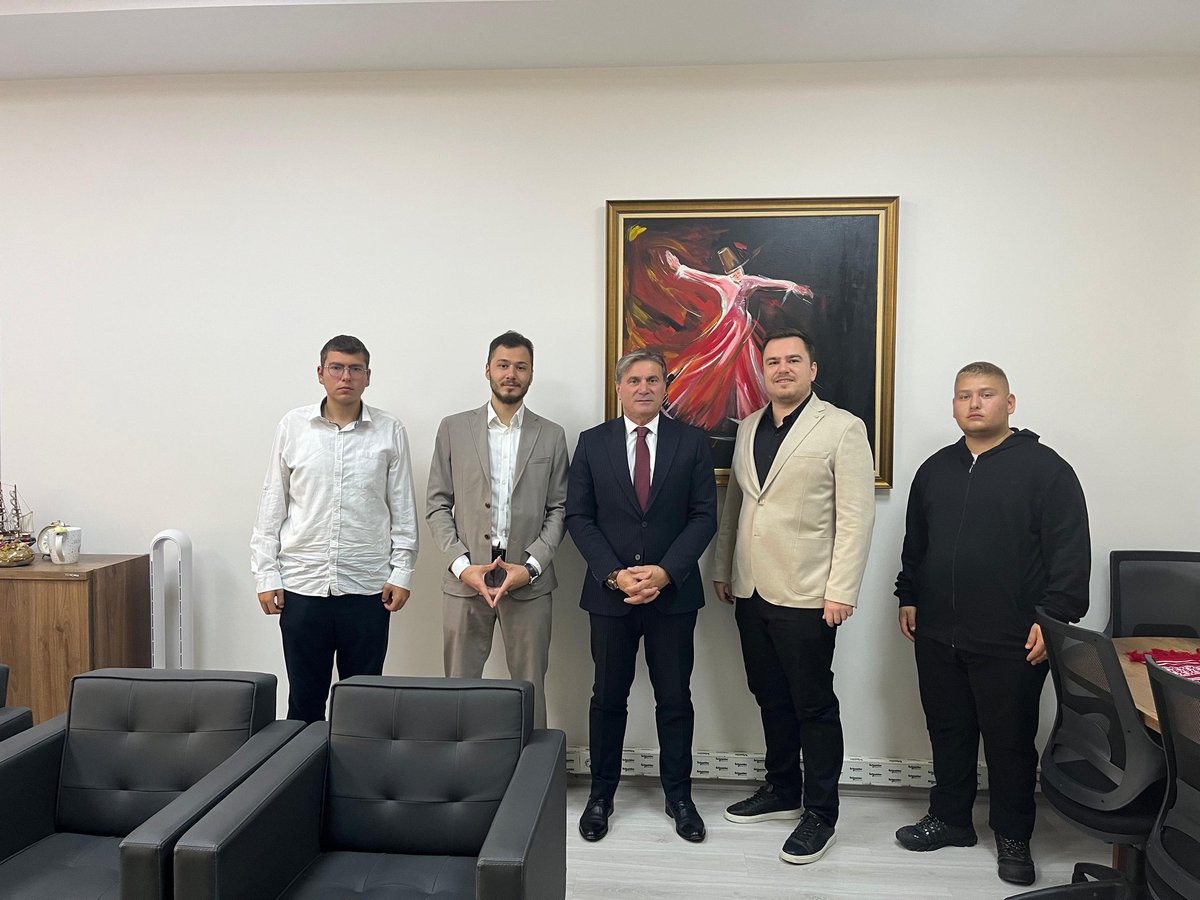 📍Merkezefendi İlçe Milli Eğitim Müdürlüğü

Merkezefendi İlçe Milli Eğitim Müdürümüz Taşkın Osman Yıldız'ı ziyaret ettik

Nazik kabulleri ve misafirperverlikleri için müdürümüze çok teşekkür ediyoruz