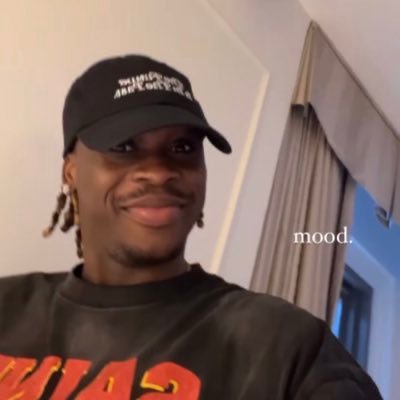 new music “awelewa” is incomplete without fireboy dml.

Y’all retweet this till it gets to him🤎⏳