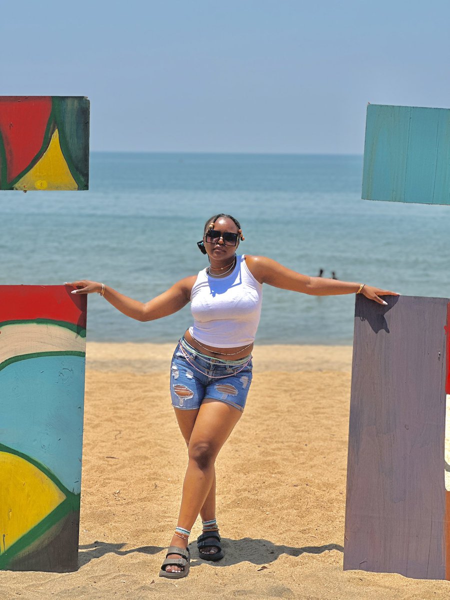 Just_Rolyn⁷ tweet media