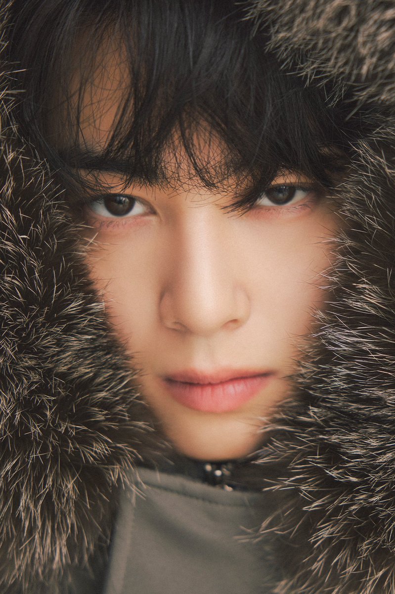 t9798t's tweet image. [[Cha Eunwoo x Liberclassy Update]]

📷 2025 Liberclassy Fall/Winter Collection with Cha Eunwoo.

favlook.co.kr/m/page.html?id…

#CHAEUNWOO #차은우 #Liberclassy