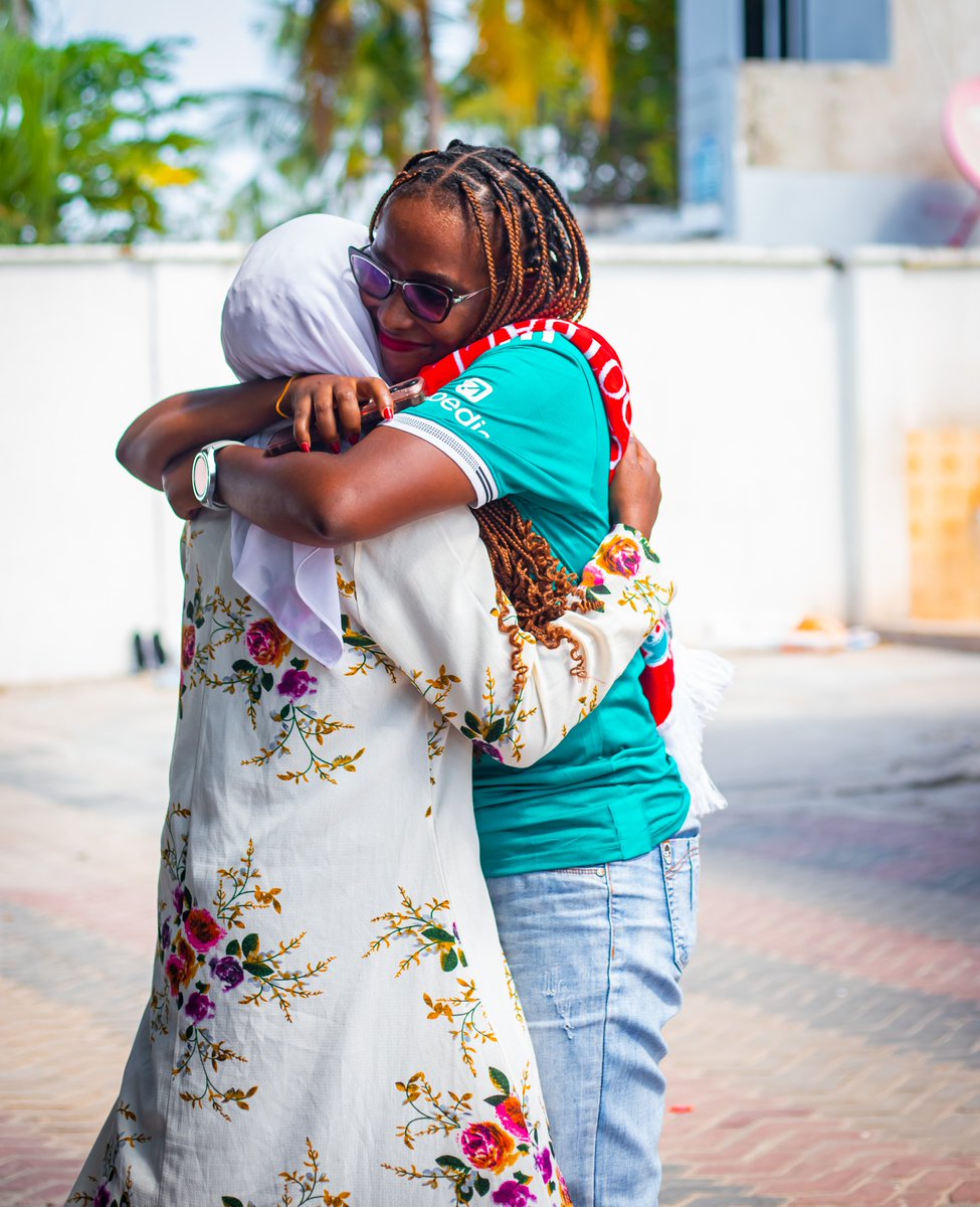 lfcbongo's tweet image. Tulicheza, tukapigania, tukapenda #LiverpoolFamily