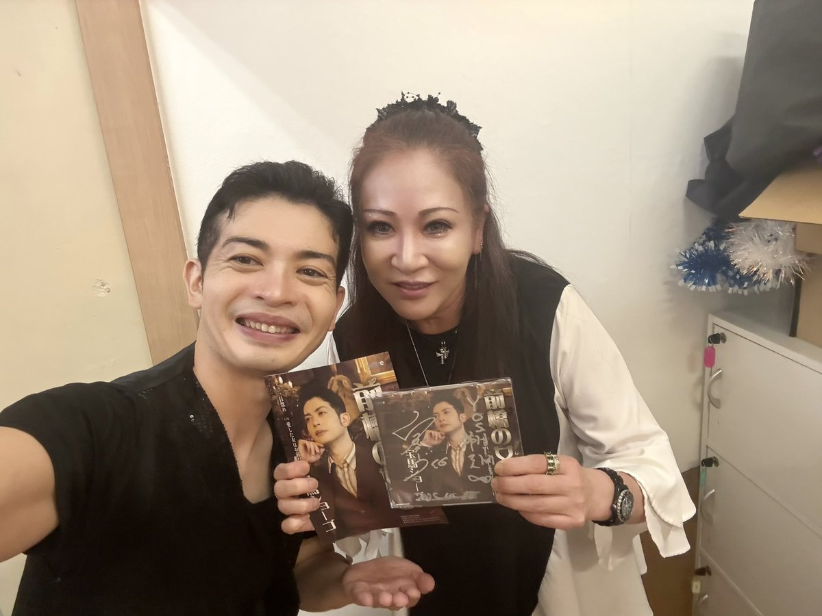 ennkadayo's tweet photo. ゲストでご一緒させていただいた

#艶歌オジサン　さん
#NOBUKO さん
#平野悦子　さん
 #YOSHIMI さん
#松平ゆみ　さん https://t.co/jpVtkXVjKr