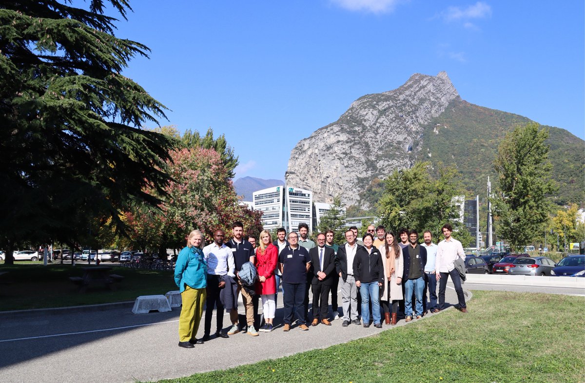 3_helium's tweet image. 🧲 On 17 Oct 2025, Helium 3 joined partners from across Europe at the MAGCCINE Year-1 Meeting hosted by CNRS &amp;amp; MagREEsource in Grenoble 🇫🇷

Together we advance magnetic cooling for vaccine refrigeration, clean, efficient &amp;amp; sustainable! 💉🌍

#Magccine #EICPathfinder #HorizonEU