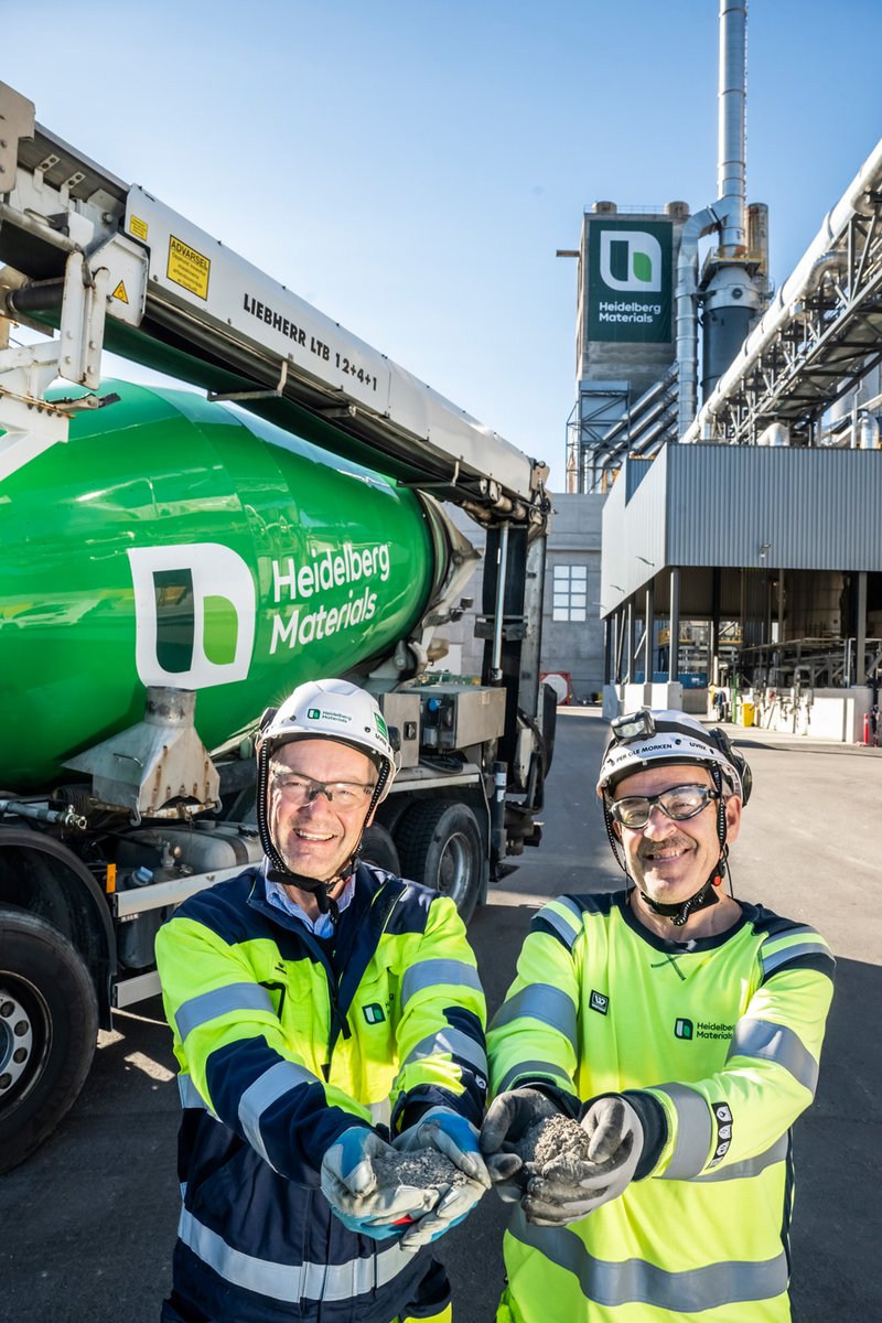 Estrategia.net (@estrategianet) on Twitter photo #evoZero llega al mercado: el primer #cemento del mundo con #captura de #carbono se entrega a clientes en toda Europa
Producto único, posible gracias a la tecnología de captura de carbono CCS de la planta de <a href="/hd_materialsES/">Heidelberg Materials ES</a> en #Brevik (Noruega)
tinyurl.com/4ytvf25f #evoZero llega al mercado: el primer #cemento del mundo con #captura de #carbono se entrega a clientes en toda Europa
Producto único, posible gracias a la tecnología de captura de carbono CCS de la planta de <a href="/hd_materialsES/">Heidelberg Materials ES</a> en #Brevik (Noruega)
tinyurl.com/4ytvf25f