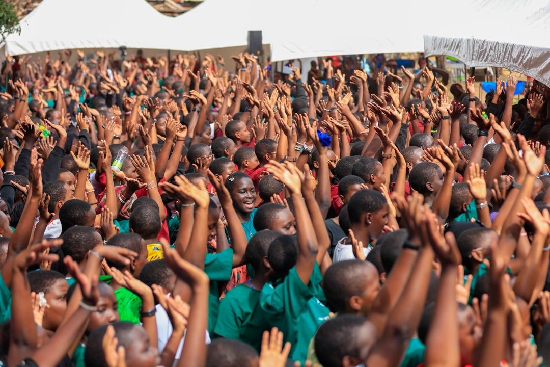 We <a href="/MEMPROWUganda/">MEMPROW</a> <a href="/MemprowGirls/">MEMPROW GIRLS' NETWORK UG</a> were thrilled to partner with <a href="/reachahand/">Reach A Hand Uganda</a> in the Brave girls school outreach at <a href="/TRICONAOfficial/">Trinity College Nabbingo</a> as part of our agenda of empowering the girl child and ensuring they reach their maximum potential.